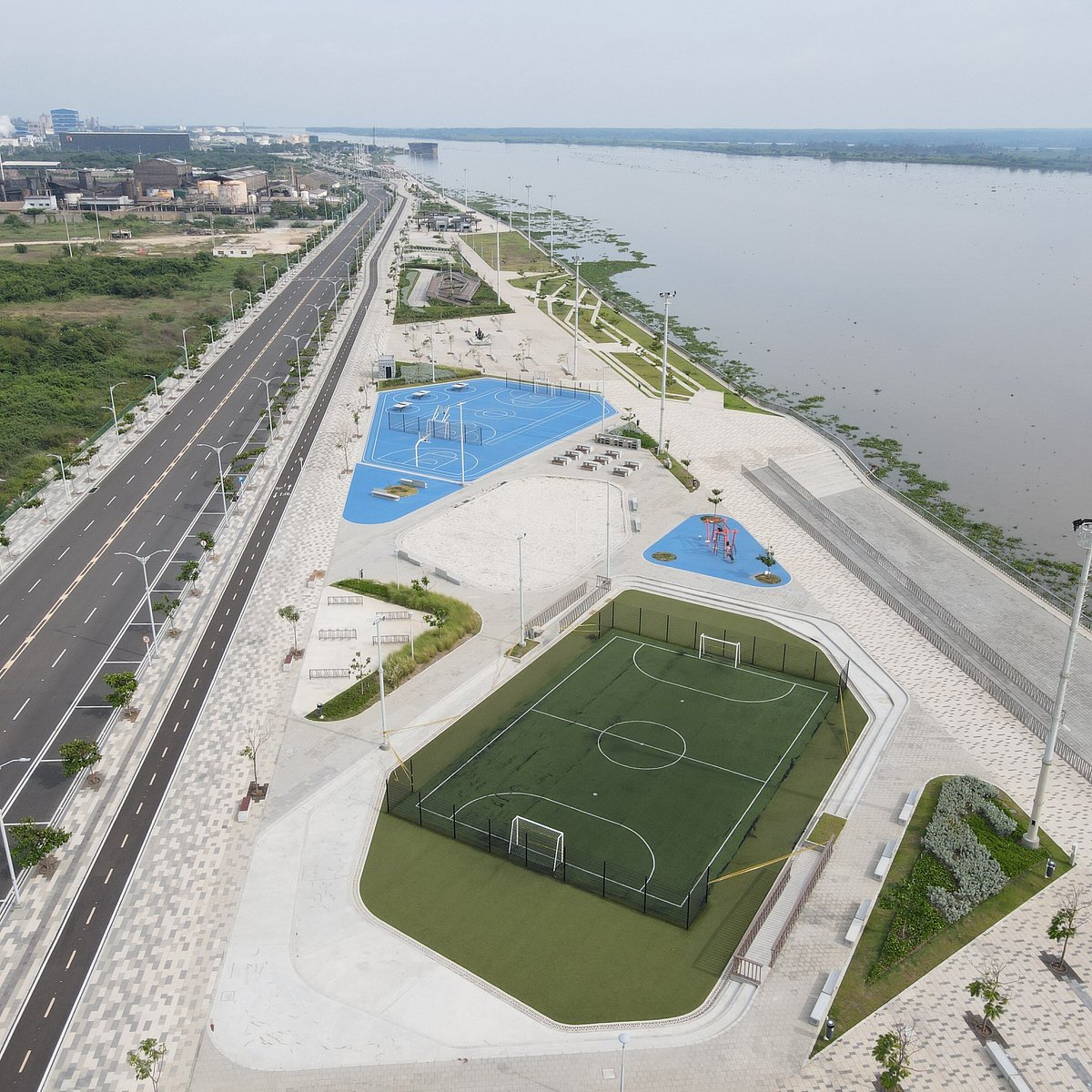 Scenic view of Gran Malecón del Río in Barranquilla, Colombia